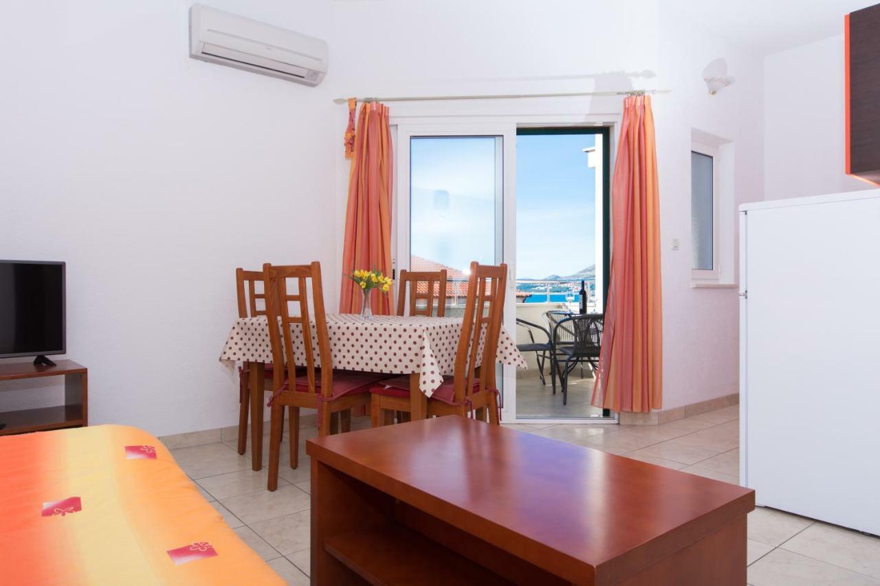 Apartments Fumija Trogir Exterior foto
