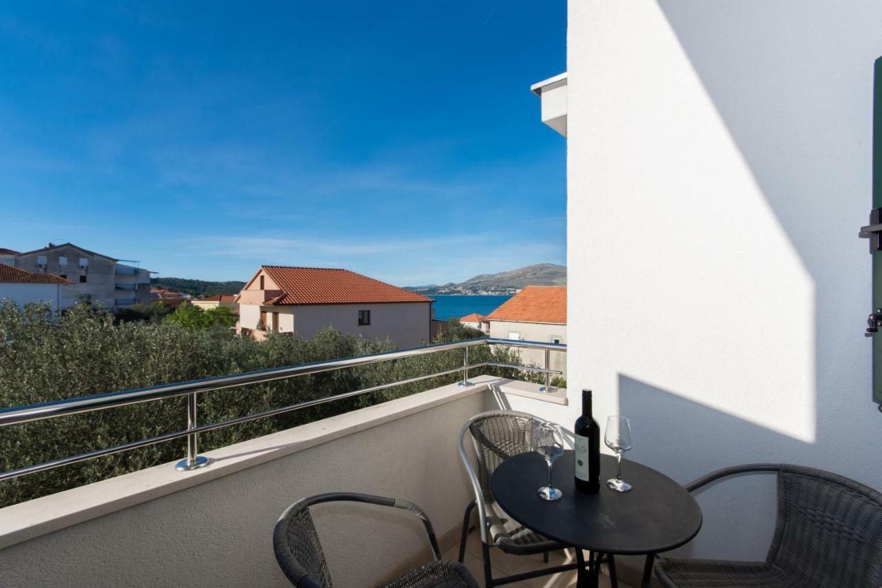 Apartments Fumija Trogir Exterior foto